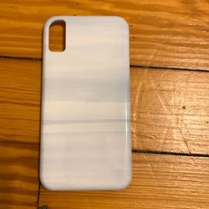 Light blue and white iPhone 10 XR case